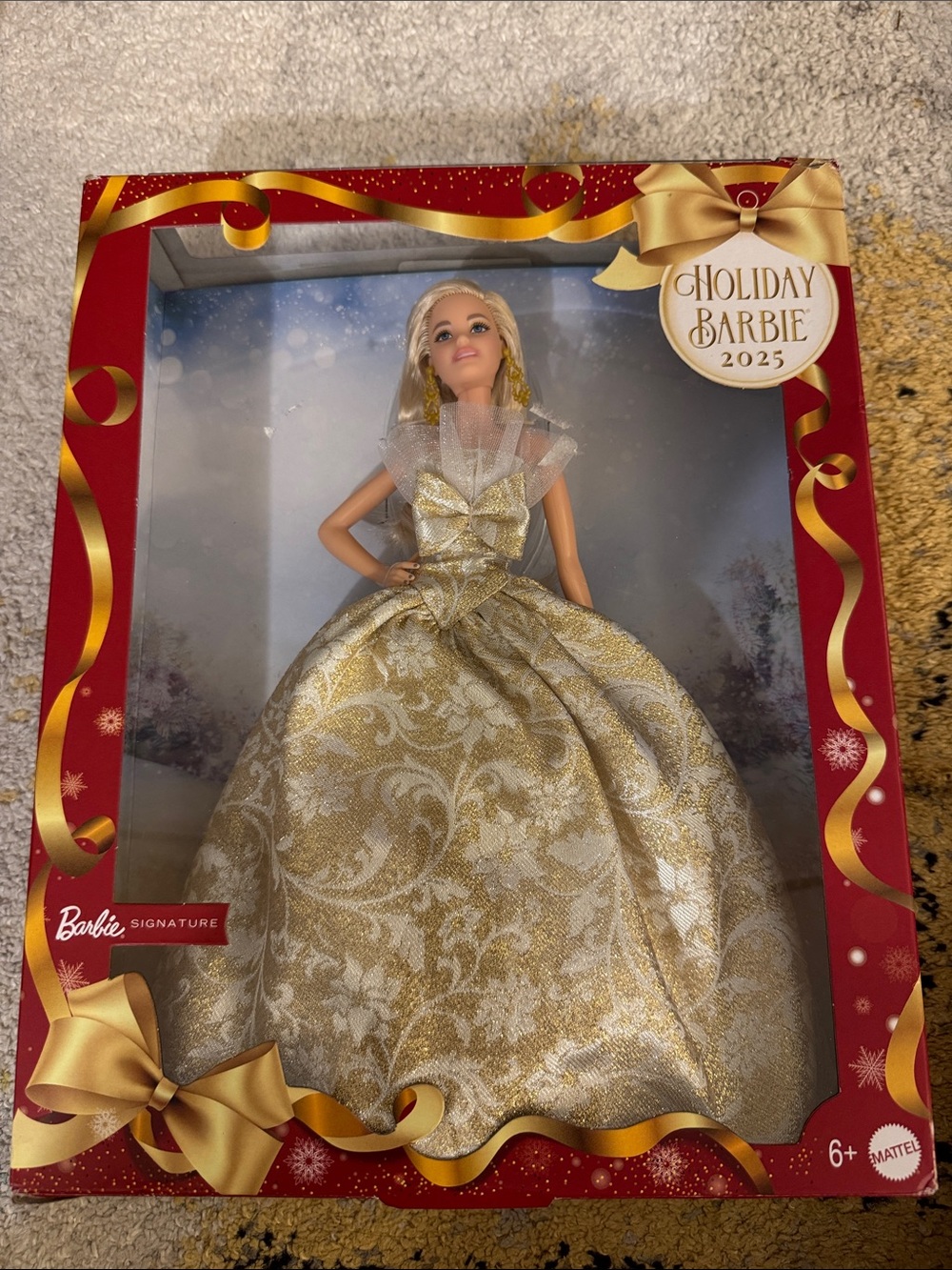 Barbie Signature 2025 Holiday Barbie Blonde NWT - Picture 2 of 6